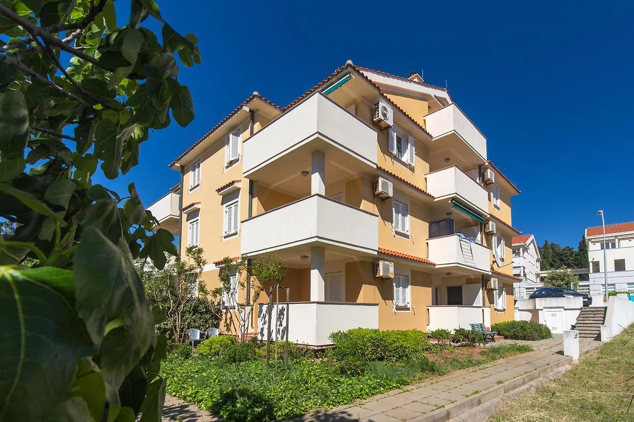 Apartments Isabela Punat By El-Pi Tours